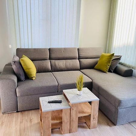 Breeze Apartment Burgas City Eksteriør billede